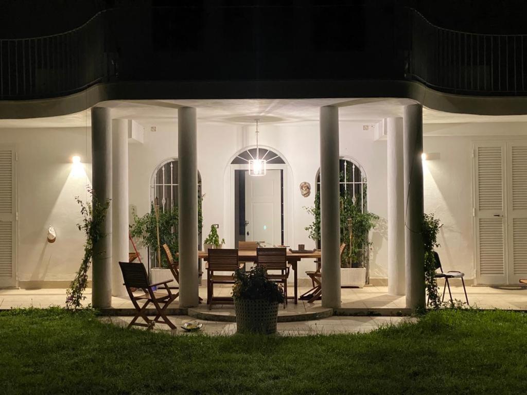 לטינה Casa Blanca B&B מראה חיצוני תמונה